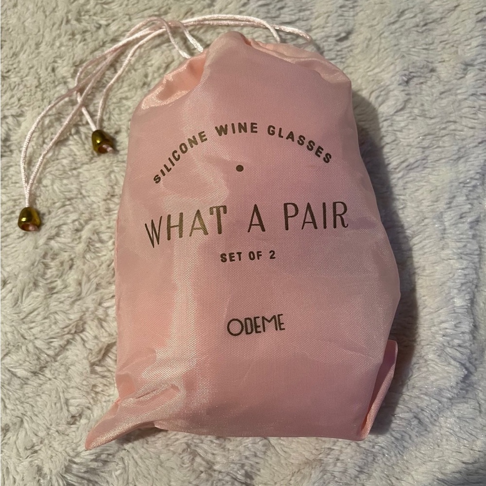 Silicone wine glasses